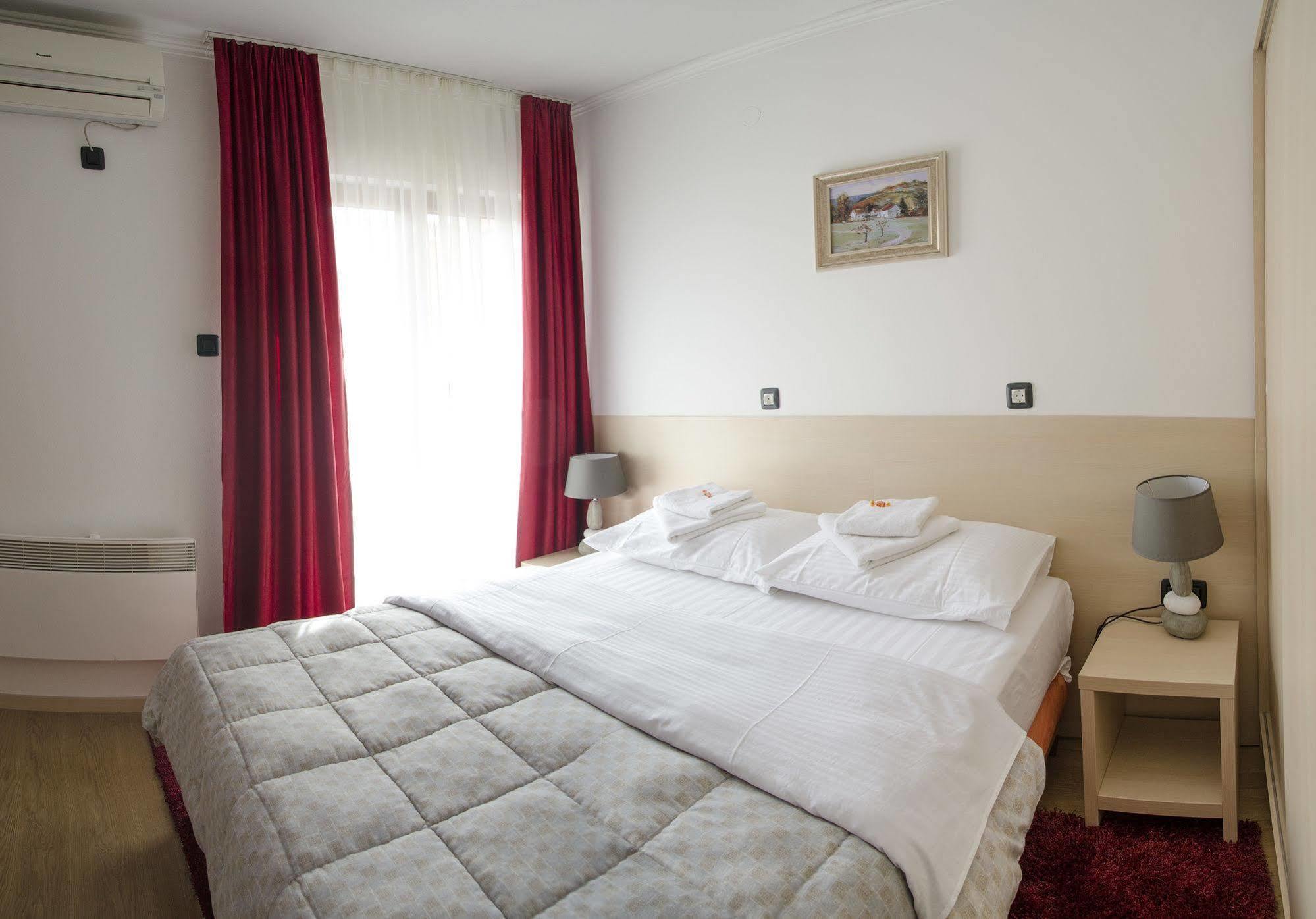 Hotel Viv Trebinje Exterior photo