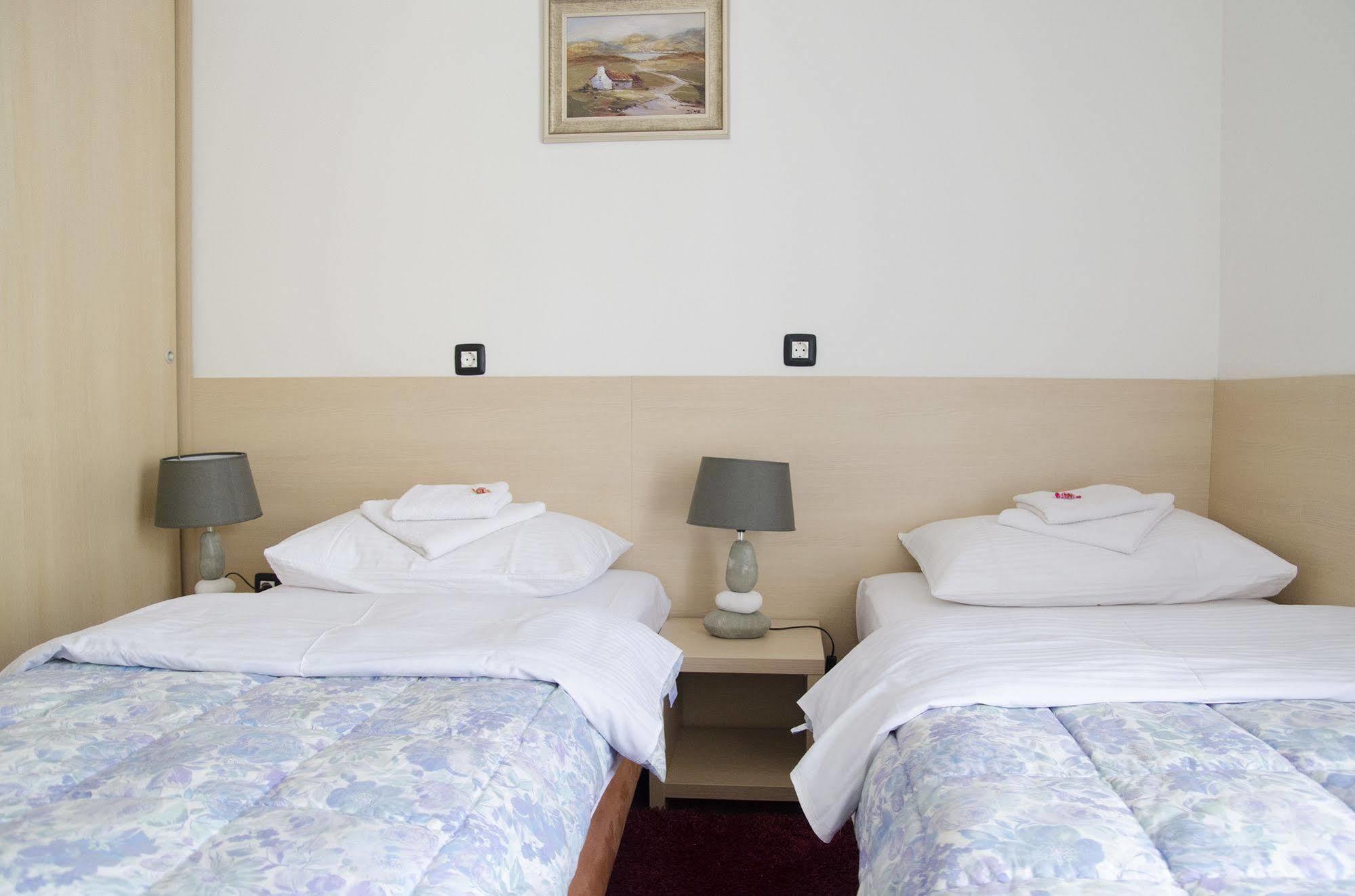 Hotel Viv Trebinje Exterior photo